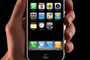 ウワサのiPhone登場